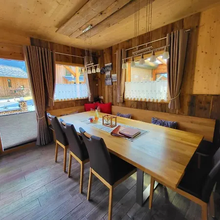 Ferienhaus Kreischberg In *